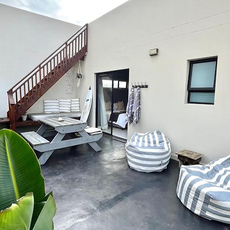 Lower Point Surf Studio Jeffreys Bay Esterno foto