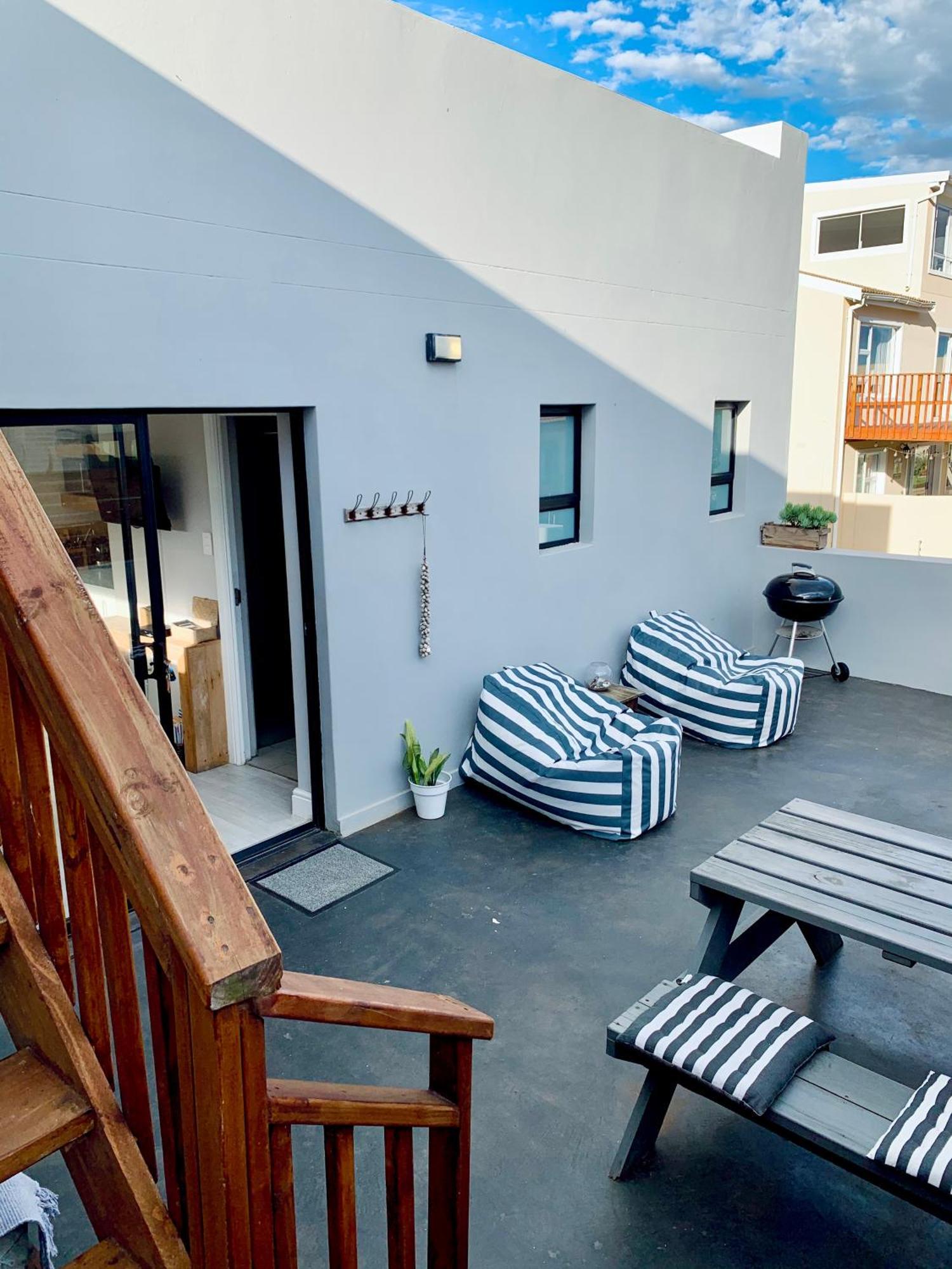 Lower Point Surf Studio Jeffreys Bay Esterno foto
